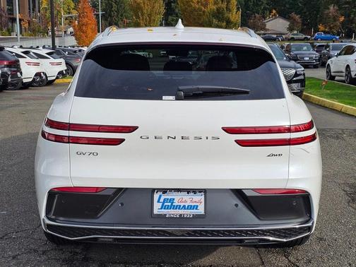 2026 Genesis GV70 2.5T Advanced