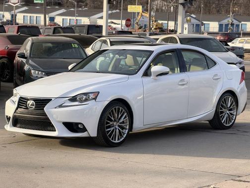 2016 Lexus IS 300 Base