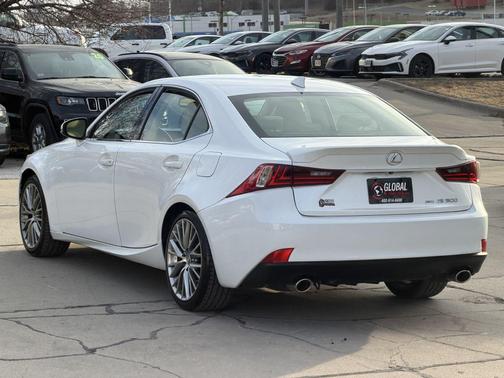 2016 Lexus IS 300 Base