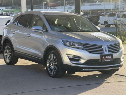 2015 Lincoln MKC Base