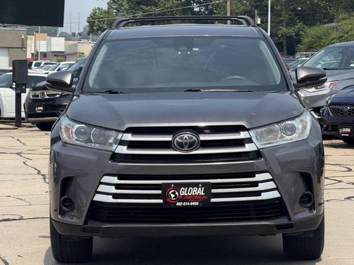 2017 Toyota Highlander LE