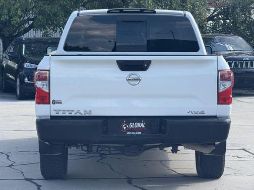 2017 Nissan Titan S