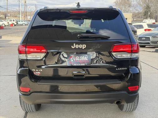 2020 Jeep Grand Cherokee Laredo