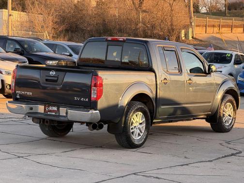 2019 Nissan Frontier SV