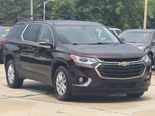 2021 Chevrolet Traverse LT Cloth