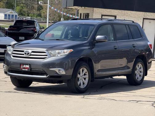 2013 Toyota Highlander SE