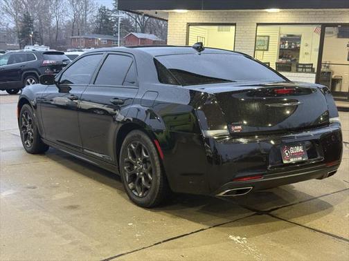 2022 Chrysler 300 Touring