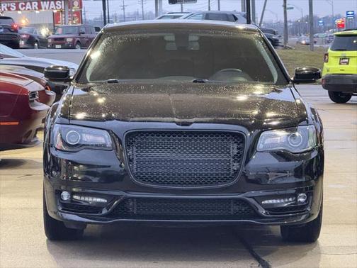 2022 Chrysler 300 Touring