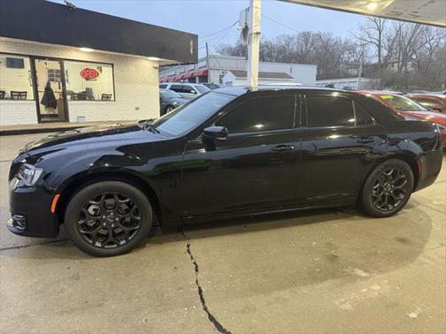 2022 Chrysler 300 Touring