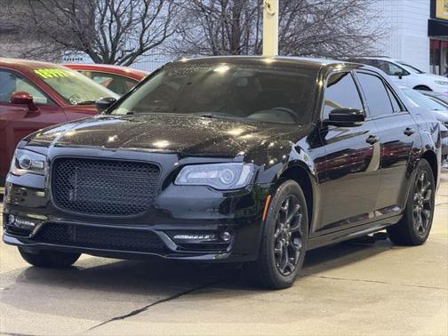 2022 Chrysler 300 Touring