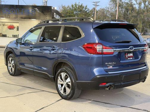 2022 Subaru Ascent Premium 8-Passenger