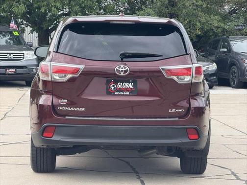 2016 Toyota Highlander LE