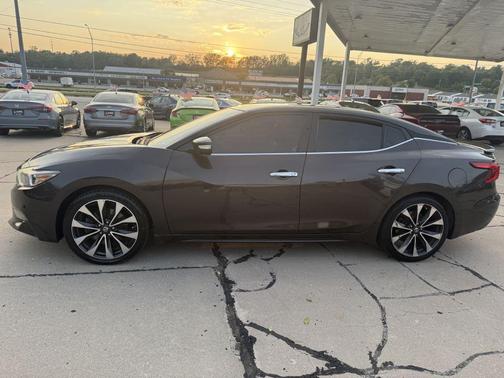 2016 Nissan Maxima 3.5 SR