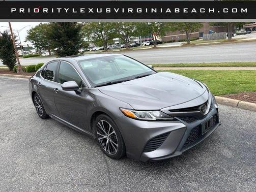 Predawn Gray Mica 2019 Toyota Camry SE