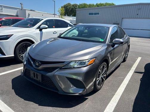 Predawn Gray Mica 2019 Toyota Camry SE