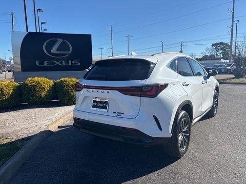 2026 Lexus NX 450h+ Luxury