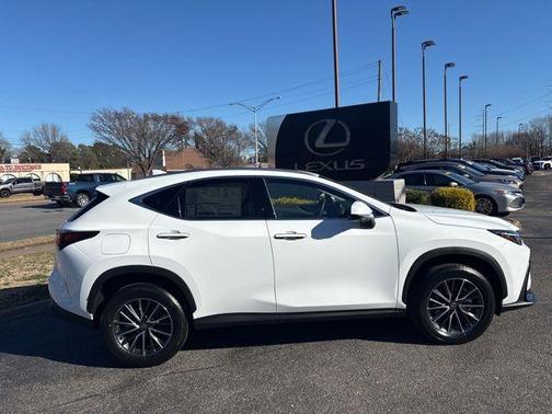 2026 Lexus NX 450h+ Luxury