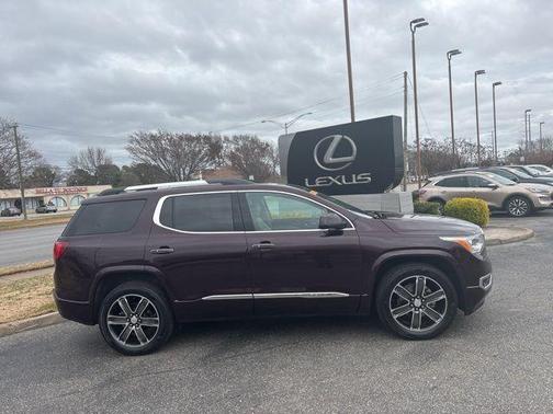 2017 GMC Acadia Denali