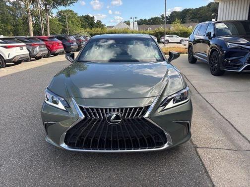 2025 Lexus ES 350 Base