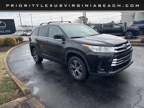 2017 Toyota Highlander LE