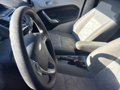 2013 Ford Fiesta SE