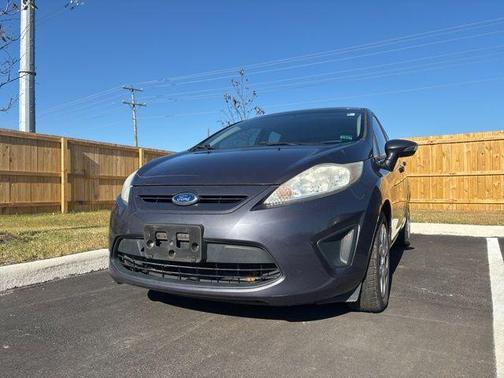 2013 Ford Fiesta SE