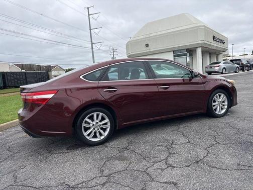 2014 Toyota Avalon XLE