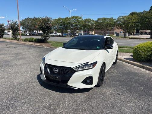 2023 Nissan Maxima SR