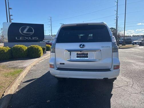 2023 Lexus GX 460 Base