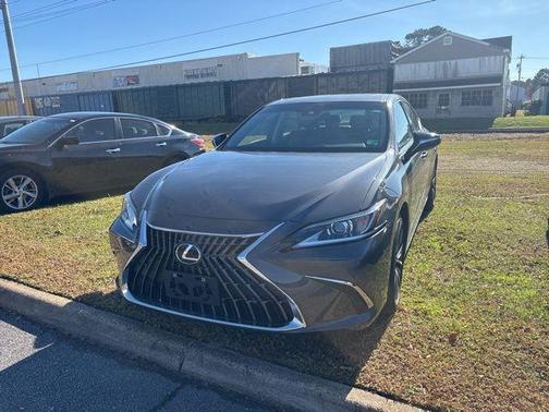 2022 Lexus ES 350 Base
