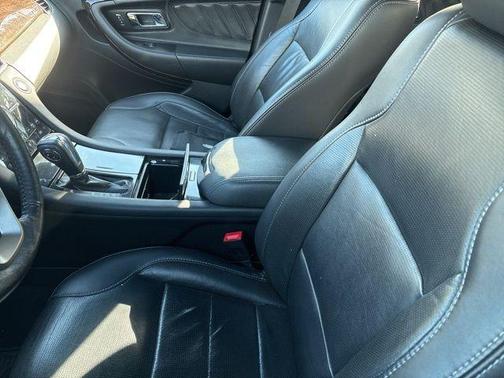 2019 Ford Taurus Limited