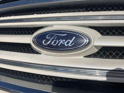 2019 Ford Taurus Limited