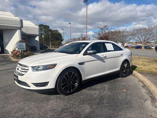 2019 Ford Taurus Limited