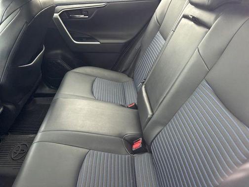 Midnight Black Metallic 2022 Toyota RAV4 Hybrid XSE