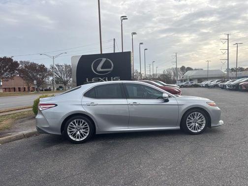 2018 Toyota Camry XLE