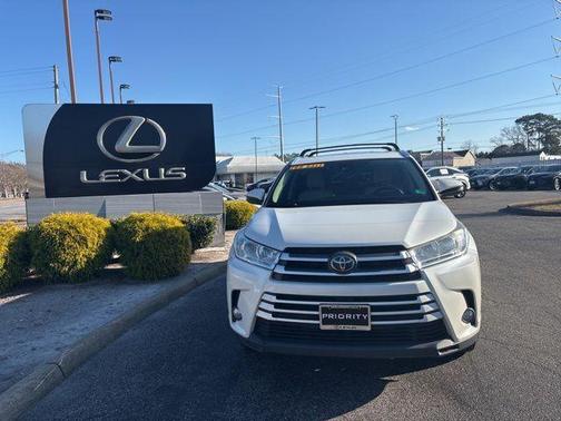 2019 Toyota Highlander 