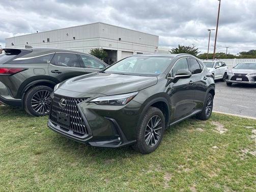 Nori Green Pearl 2024 Lexus NX 350 Premium