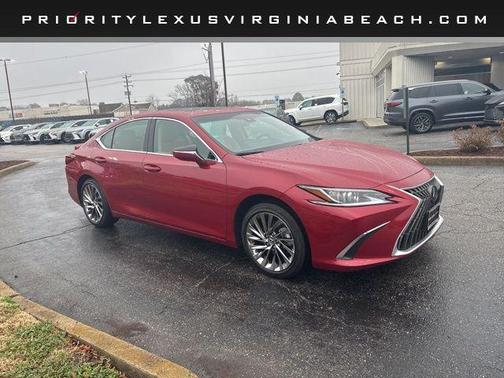 2025 Lexus ES 300h Luxury