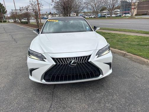 2022 Lexus ES 350 Ultra Luxury