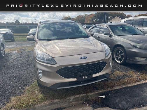 2020 Ford Escape Titanium Hybrid