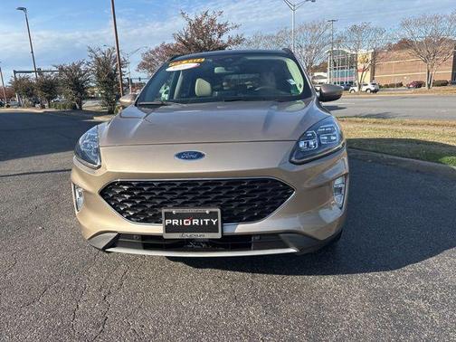 2020 Ford Escape Titanium Hybrid