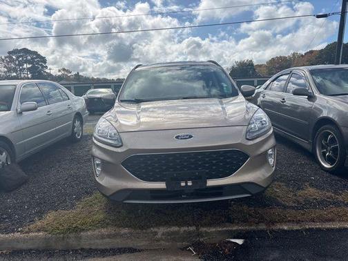 2020 Ford Escape Titanium Hybrid