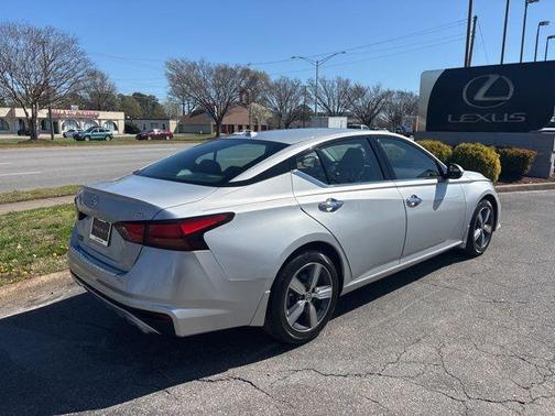 2021 Nissan Altima 2.5 SL