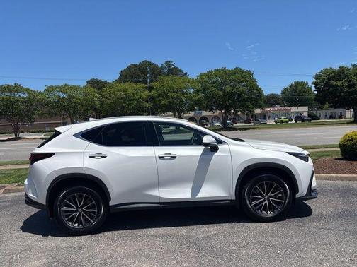 Eminent White Pearl 2022 Lexus NX 350h Base