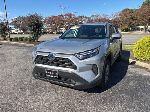 2024 Toyota RAV4 Hybrid LE