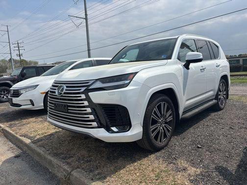 Eminent White Pearl 2026 Lexus LX 700h Luxury