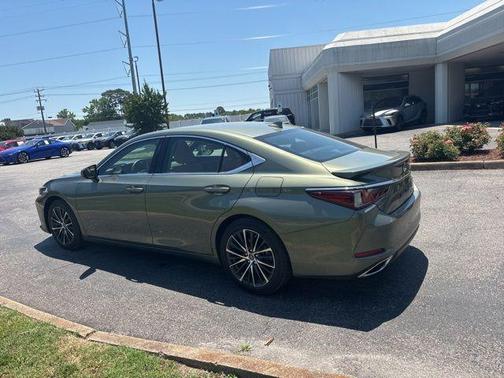 Light Green 2025 Lexus ES 350 350