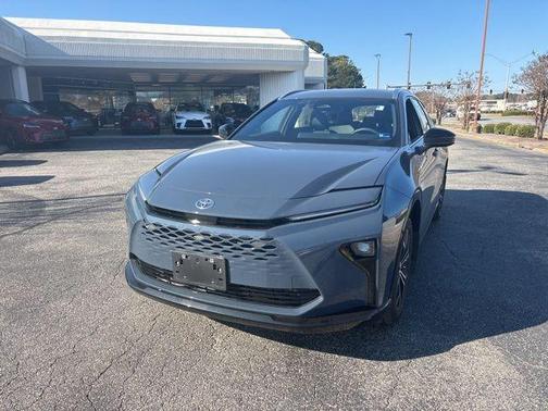 2025 Toyota Crown Signia 