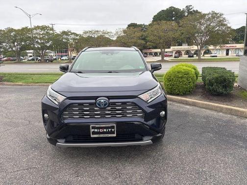 2019 Toyota RAV4 Hybrid XSE
