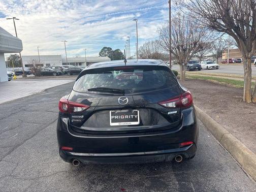 2018 Mazda Mazda3 Touring